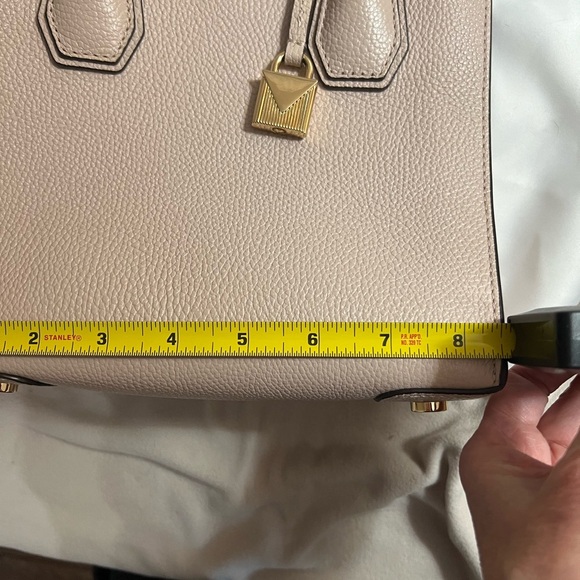 Michael Kors Blush Pink Mercer tote - Picture 6 of 10